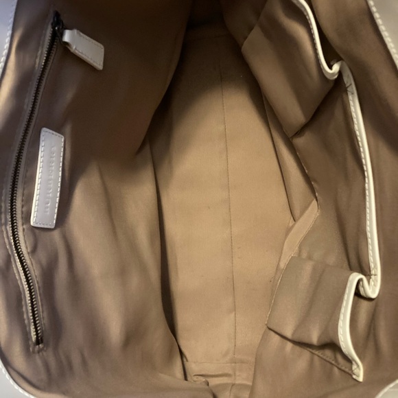 💯 Authentic white Burberry Stars limited edition - Picture 6 of 12